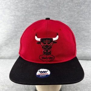 Fan Favorite Bulls Red/Balck Windy City Snapback Adjustable Hat (Q1)